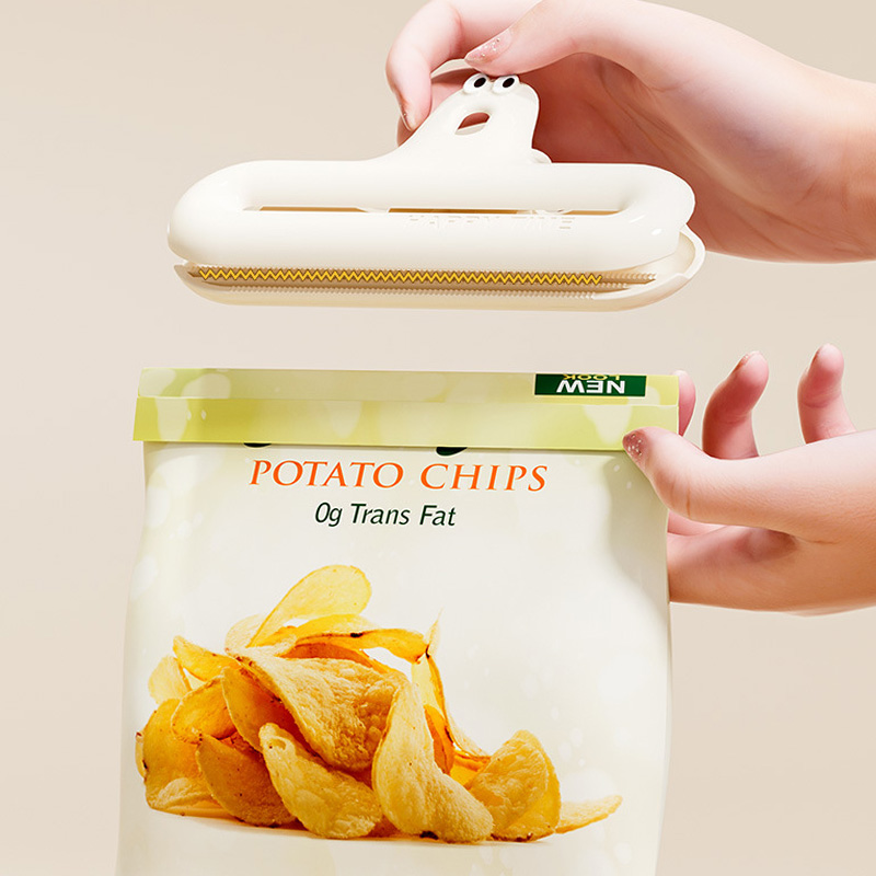 مشبك كرتوني لاصق مقاوم للرطوبة - مراجعة Food Storage Roll Bags وسعره